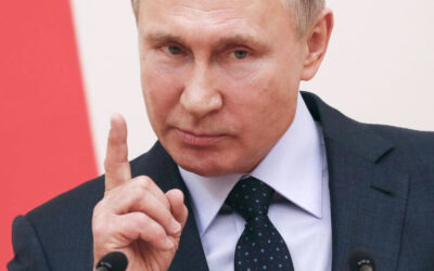 Poutine promulgue la loi excluant des opposants des élections